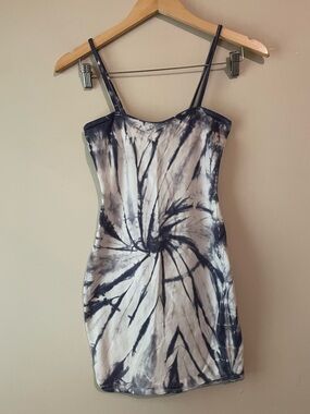 H&M Divided | Fitted Mini Dress SZ XSS